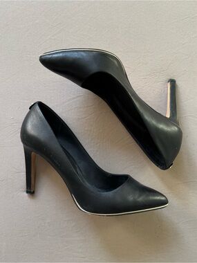Elliott Lucca Leather Catalina Pointy Toe Pump Heels
